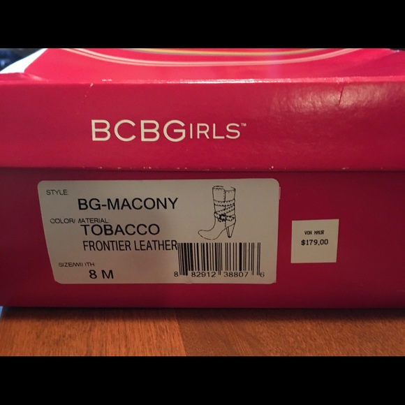 Gorgeous BCBG boots - Picture 3 of 3